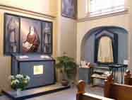 in der Kirche wird  der Chormantel Edith Stein aufbewahrt